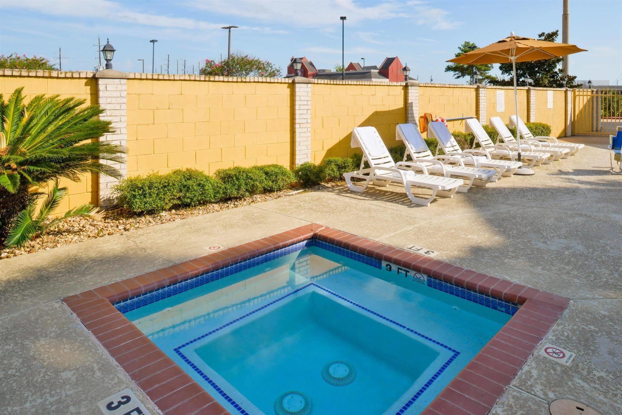 Americas Best Value Inn&Suites Waller/Prairie View Exterior foto